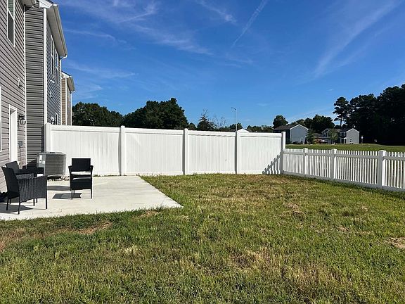 2nd image of 851 Derwent Ln
