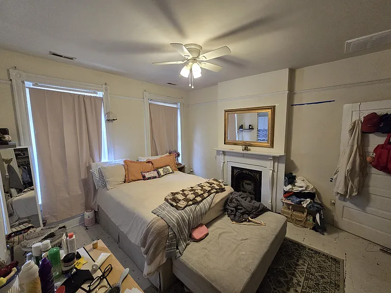 2209 W Main St — Photo 14