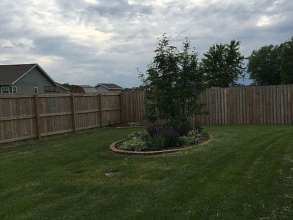 lg privacy fenced back yard