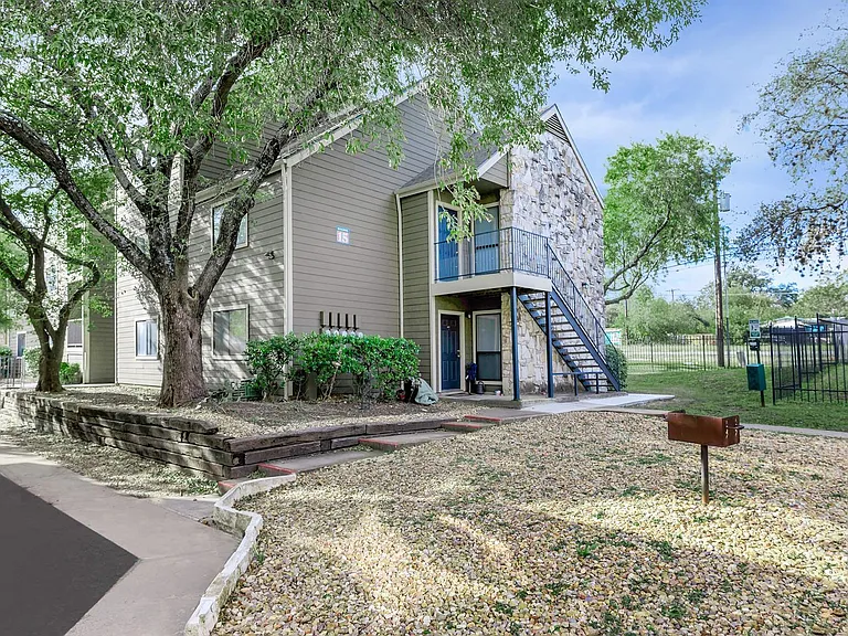 The Landing Apartments — Photo 45