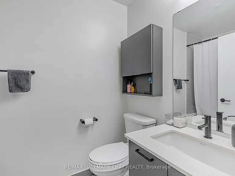 2300 Saint Clair Ave W #110 — Photo 12