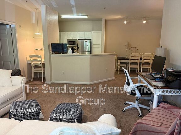 4th image of 60 Fenwick Hall Aly APT 626