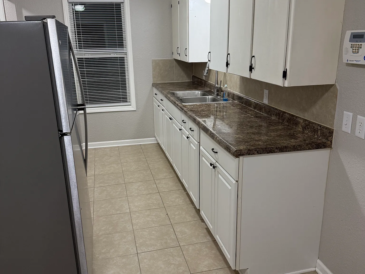 2 bed, 816 sqft, $1,000 — Photo 4