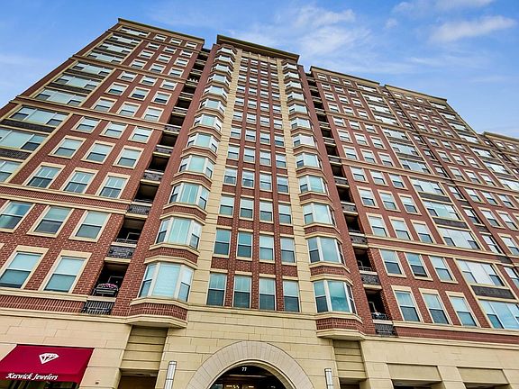 2nd image of 77 S Evergreen Ave Unit 1001