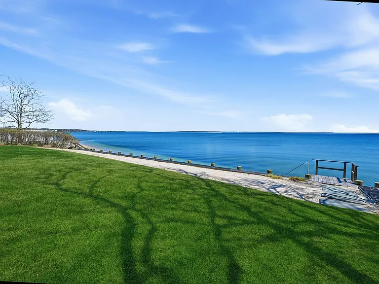 8908 Great Peconic Bay Blvd — Photo 17