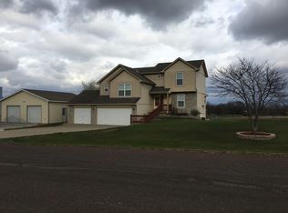 24321 Tower Dr, Cleveland, MO 64734