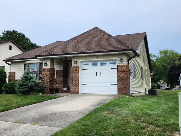 4 Elm Rd, Manahawkin, NJ 08050