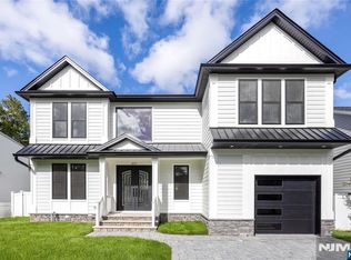 457 The Fenway, River Edge, NJ 07661