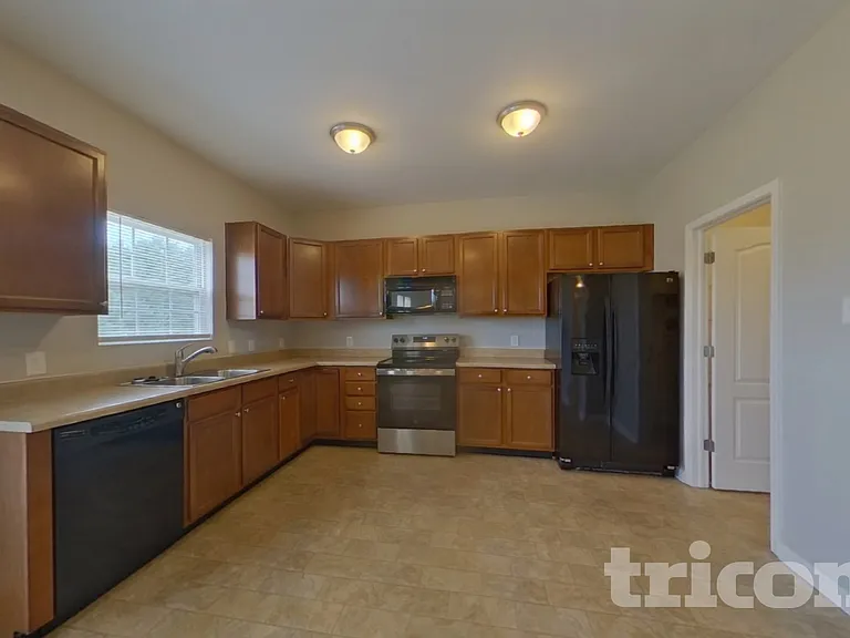 3349 Table Rock Dr — Photo 8