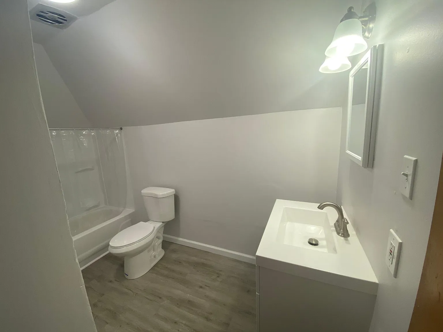 458 Canal St — Photo 2