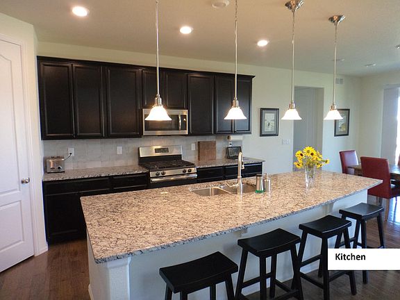 4th image of 822 Carbonate Ln