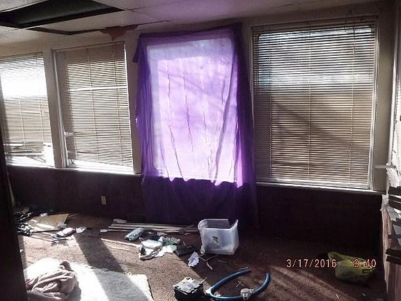 4th image of 204 E Lucius Ave