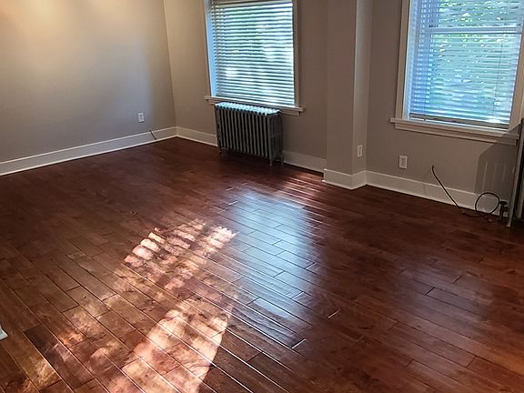 3rd image of 5827 Holden St #3