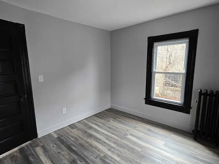 530 Myrtle St — Photo 18