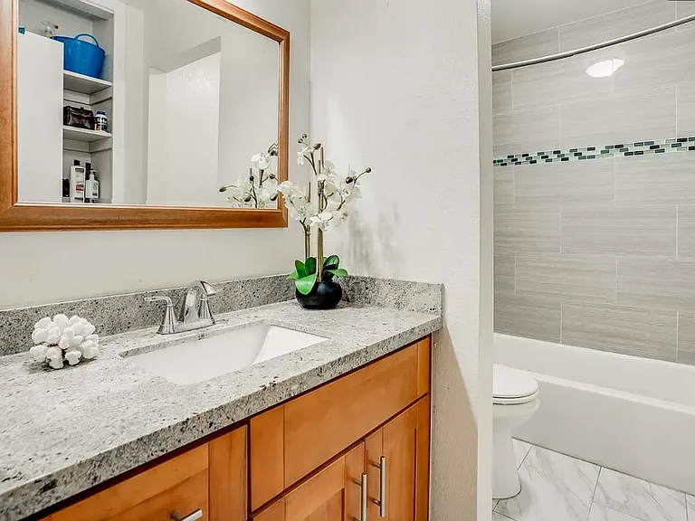 5307 Borneo Cir — Photo 5