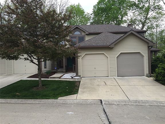 2nd image of 8056 Sunset Cove Dr