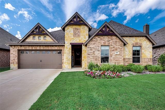 1st image of 329 Strait Ln