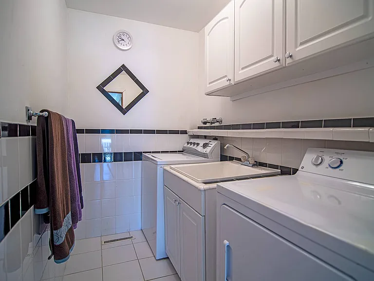 76 Blackwatch Ct — Photo 15