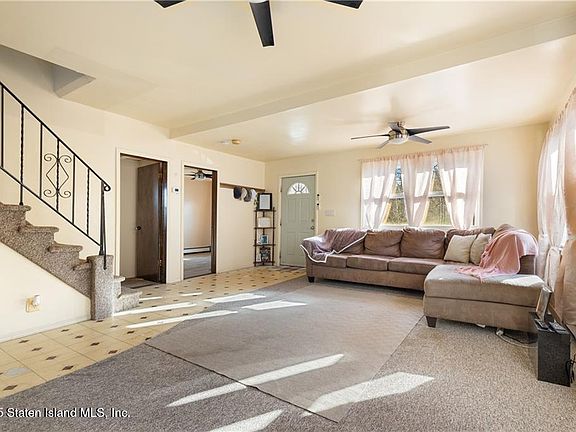 4th image of 432 Neckar Ave