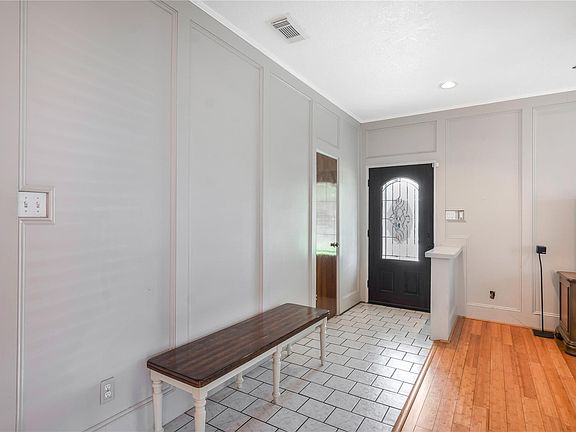 5th image of 4423 Field Meadow Dr