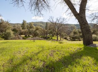 141 Indian Rock Rd, Ahwahnee, CA 93601