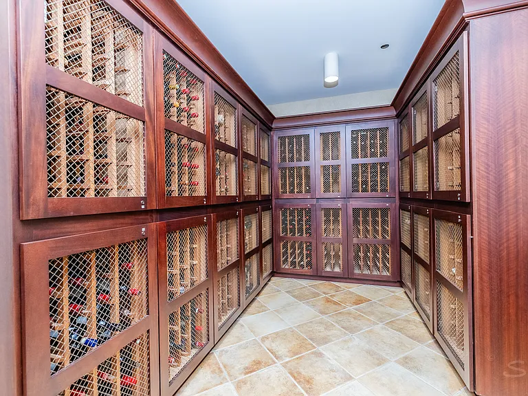 21 E Huron St #1207 — Photo 81