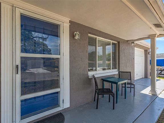 3rd image of 7804 Niagara Dr