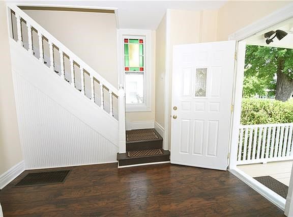 Bright and spacious entry hall.
