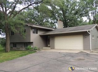 4918 19th St SE, Rochester, MN 55904