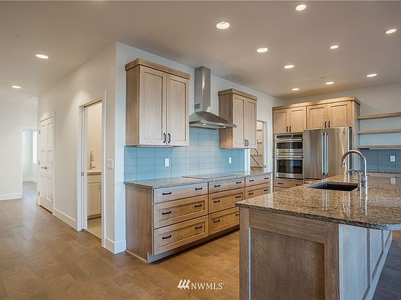 2nd image of 3141 Chandler Pkwy #101b1