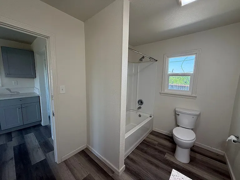 8897 Jacobs Ave — Photo 13