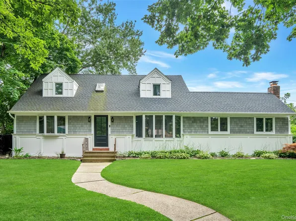 27 Middle Drive, Huntington, NY 11743