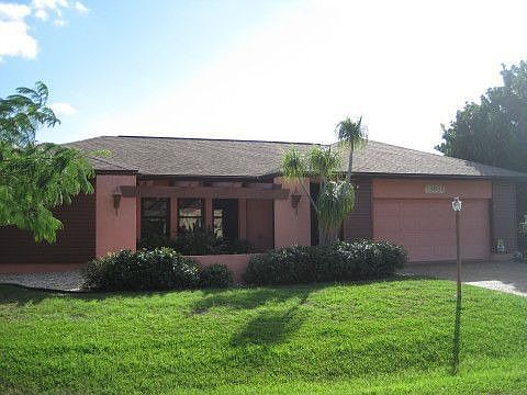 1st image of 3668 Carol Ln