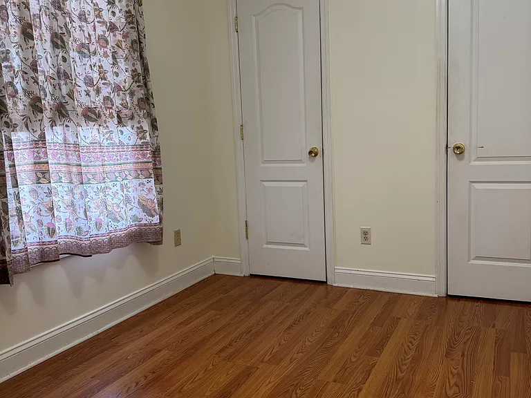 405 Ellison St — Photo 10