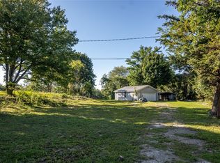 6348 W Lake Rd, Erie, PA 16505