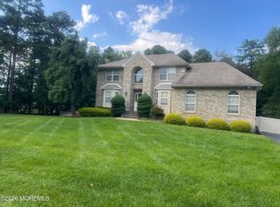 6 Nancy Ct, Jackson, NJ 08527