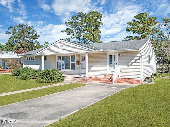 2nd image of 4002 East Horne Avenue