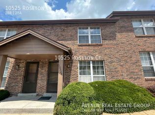 10525 Roseton Ct, Saint Louis, MO 63114