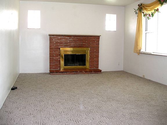 2nd image of 5552 Lindenwood Ave