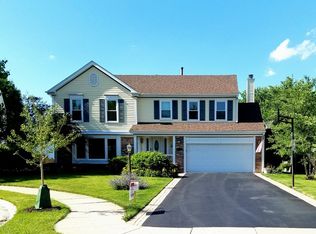 2020 N Yale Ave, Arlington Heights, IL 60004