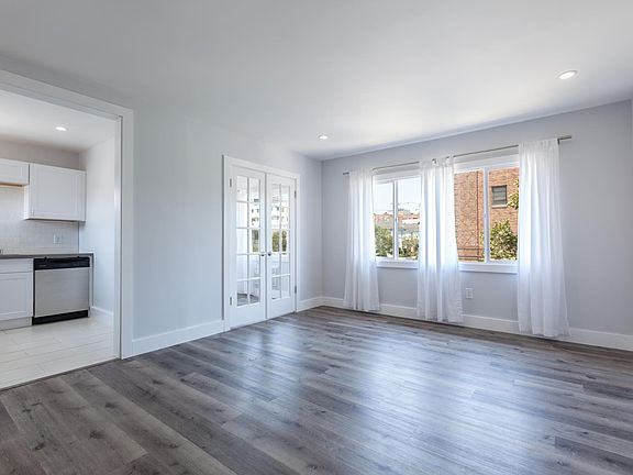 5th image of 3960 W 8th St APT 6