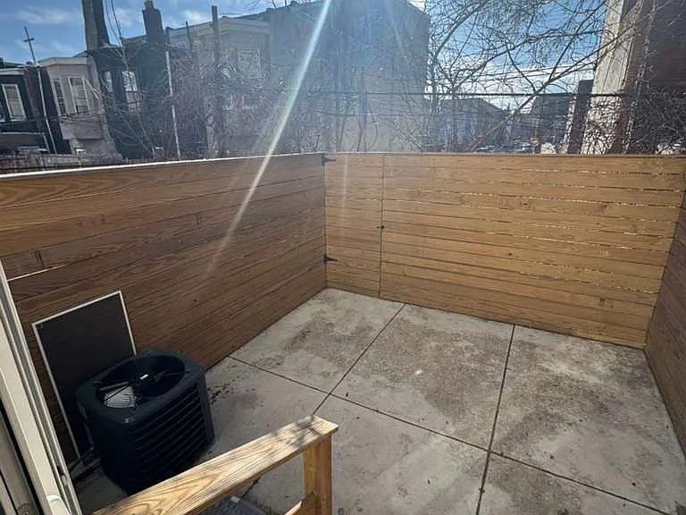 2328 Turner St #1 — Photo 4