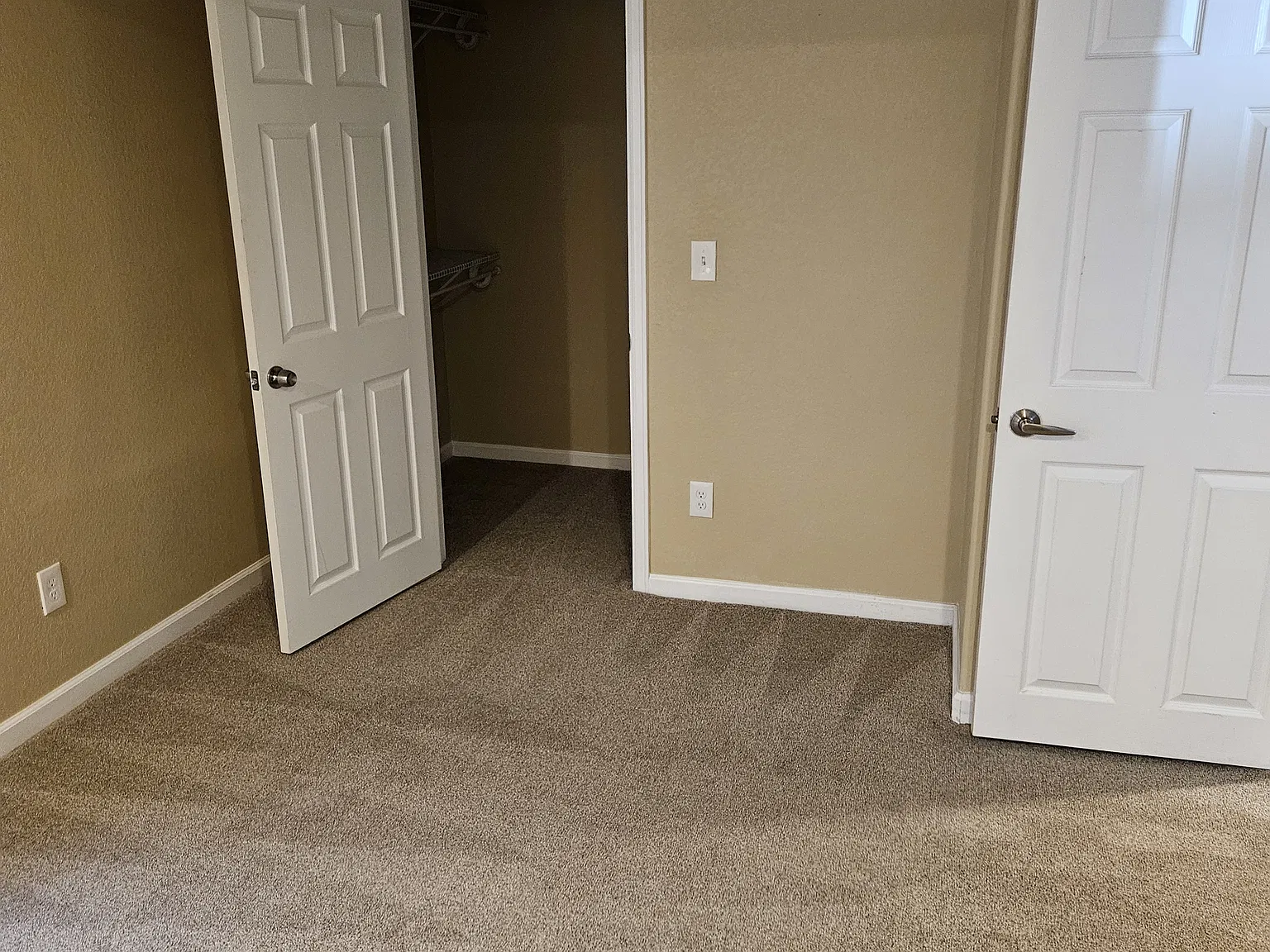 12989 W Burgundy Dr — Photo 4