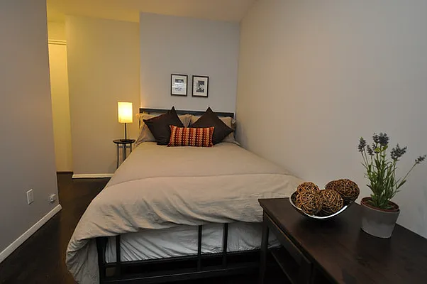 Rented by RES New York | media 13