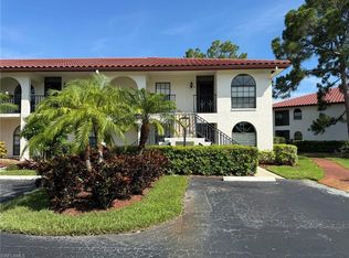212 Deerwood Cir APT 6, Naples, FL 34113