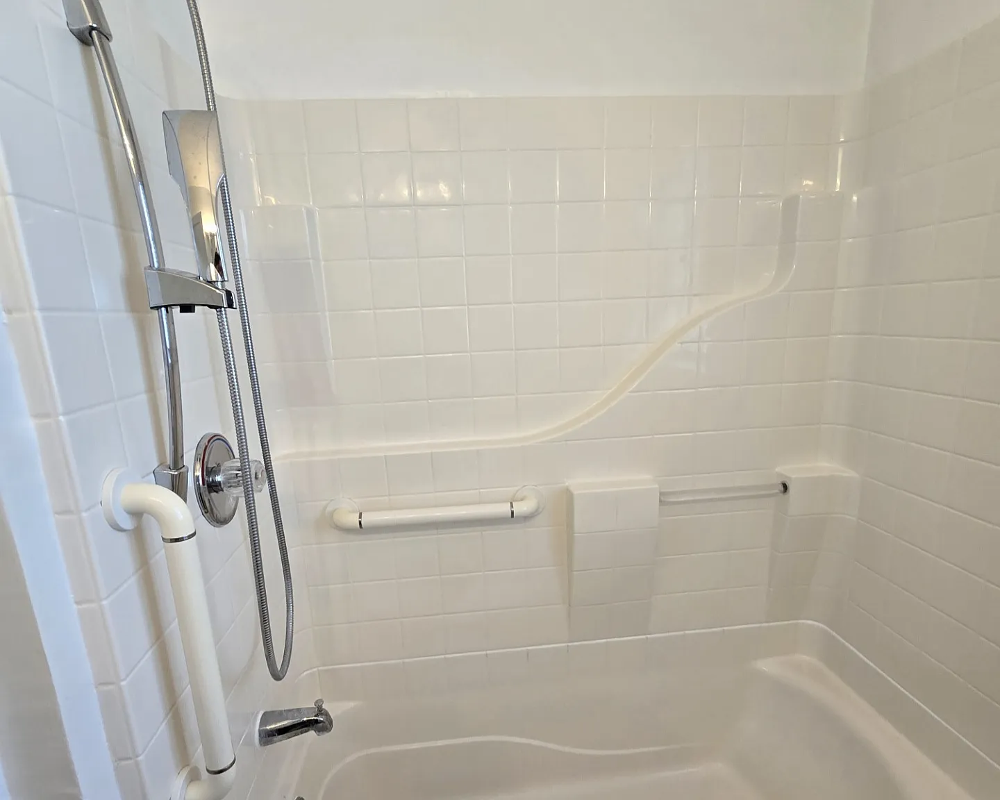 44 Miller Ave — Photo 4