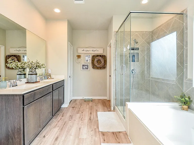 10217 Shore Acres Ln — Photo 10