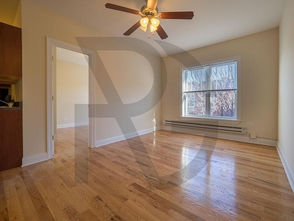 1st image of 951 W Cornelia Ave #One
