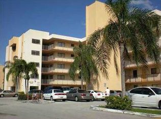 9915 W Okeechobee Rd #2404, Hialeah Gardens, FL 33016