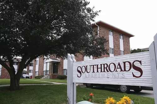 Primary Photo - Southroads Apartments
